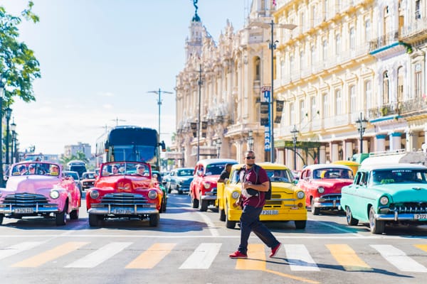 The Cuban Swing — professional photoshoot in Havana, Cuba